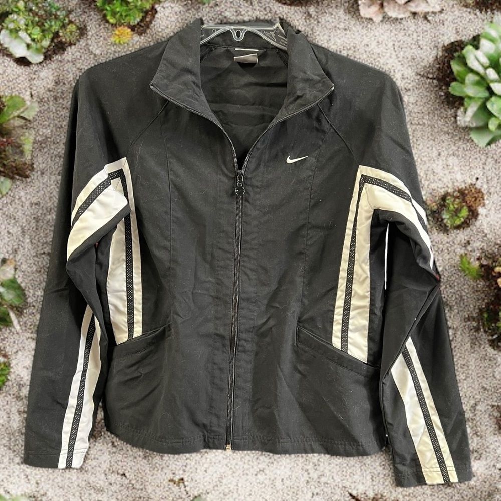 EUC Nike Black & White Zip Up Windbreaker Track Jacket, Sz M